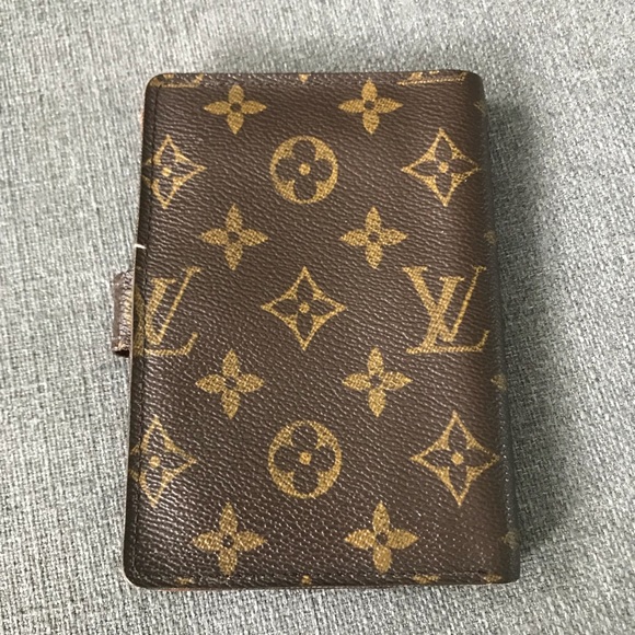 Authentic Louis Vuitton agenda and card holder - Picture 2 of 4